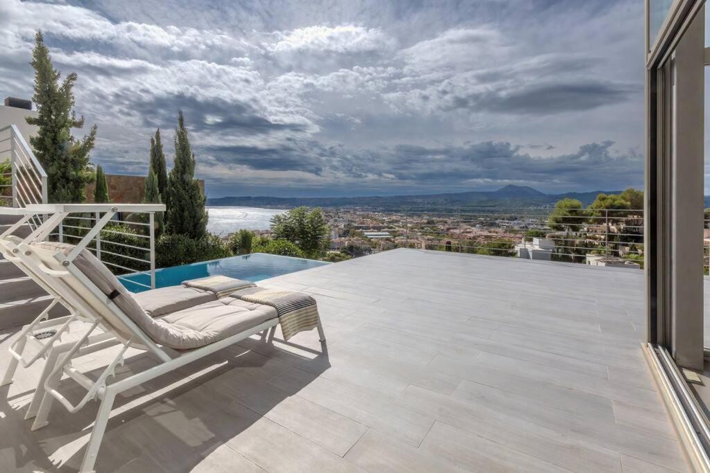 Peaceful Oasis In With Sea Views And Pool Holiday home