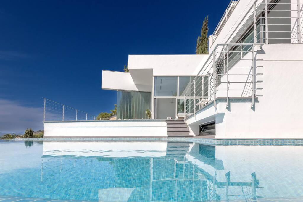 Peaceful Oasis In With Sea Views And Pool
