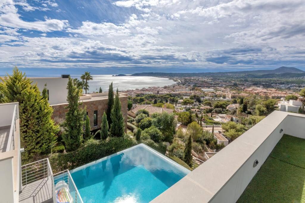 Holiday home Peaceful Oasis In With Sea Views And Pool